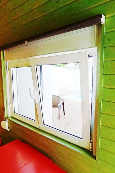 Private Small Studio In Costa De Caparica Esterno foto
