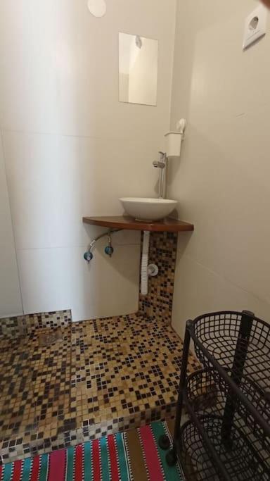 Private Small Studio In Costa De Caparica Esterno foto